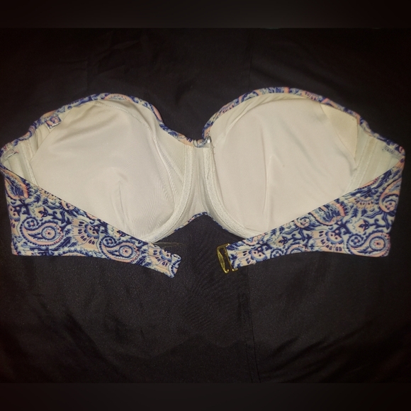 Victoria's Secret Strapless Padded Bathing Suit Top Bikini Top Bra 36D - Picture 2 of 4